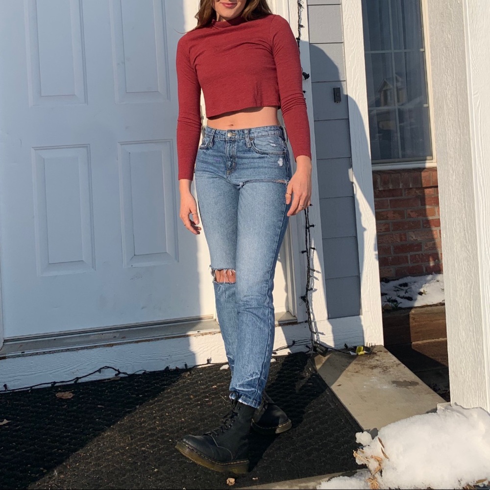 turtle neck cropped long sleeve